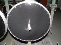 400-mm-Laserklinge mit Turbosegment für extrem scharfes Schneiden von Stahlbeton